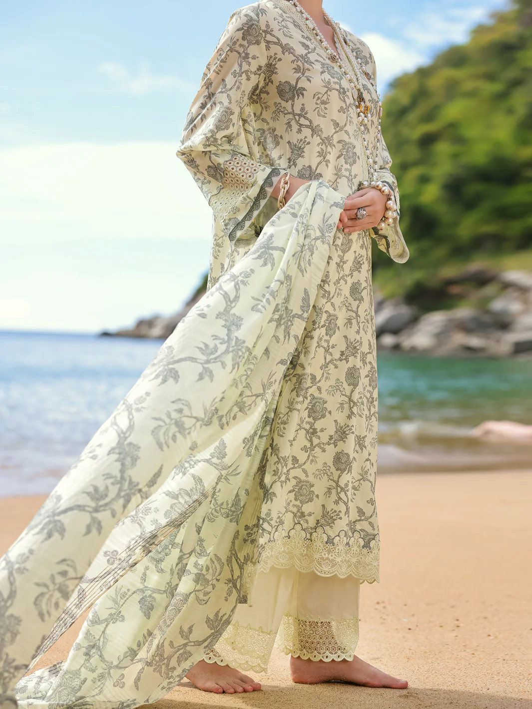 CREAM LAWN 3PC UNSTITCHED | ALP-3PS-1806 FB-1806A