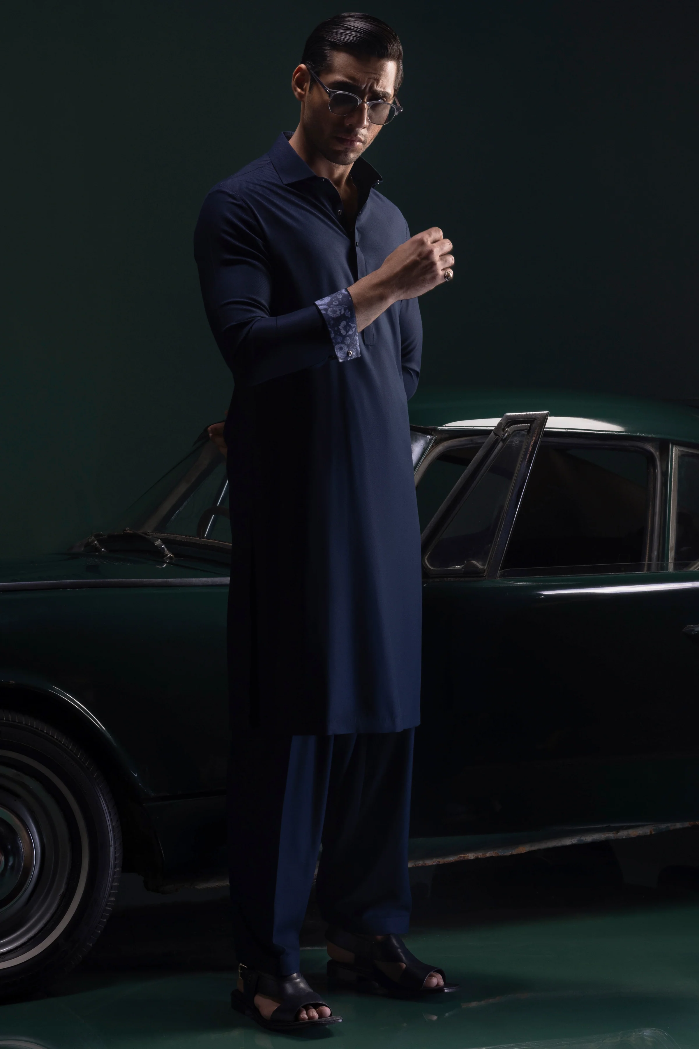 NAVY BLENDED KAMEEZ SHALWAR | CCMKS-S-US-39382-3/3 - BELARUS