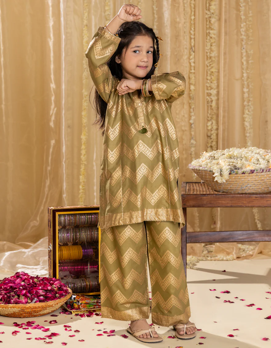GREEN LAWN 2PC STITCHED | JGKL-S-JGST-25-5606 FB/SHEIN CO-ORDS-02