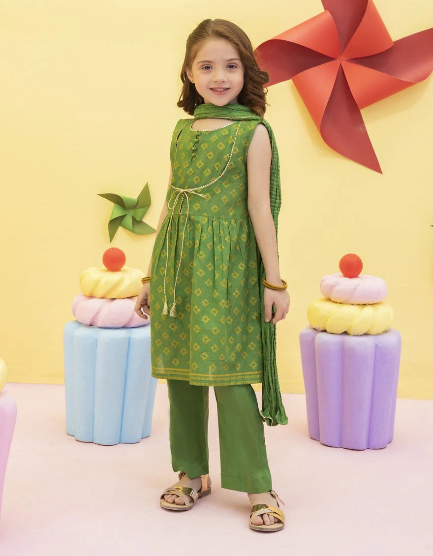 GREEN LAWN 3PC STITCHED | JGKL-S-US-22-1525 FB/DHANAK