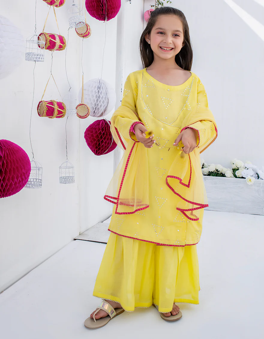 YELLOW CHANDERI 3PC STITCHED | JGKL-S-US-22-1561 FB/YELLOW KAMDANI