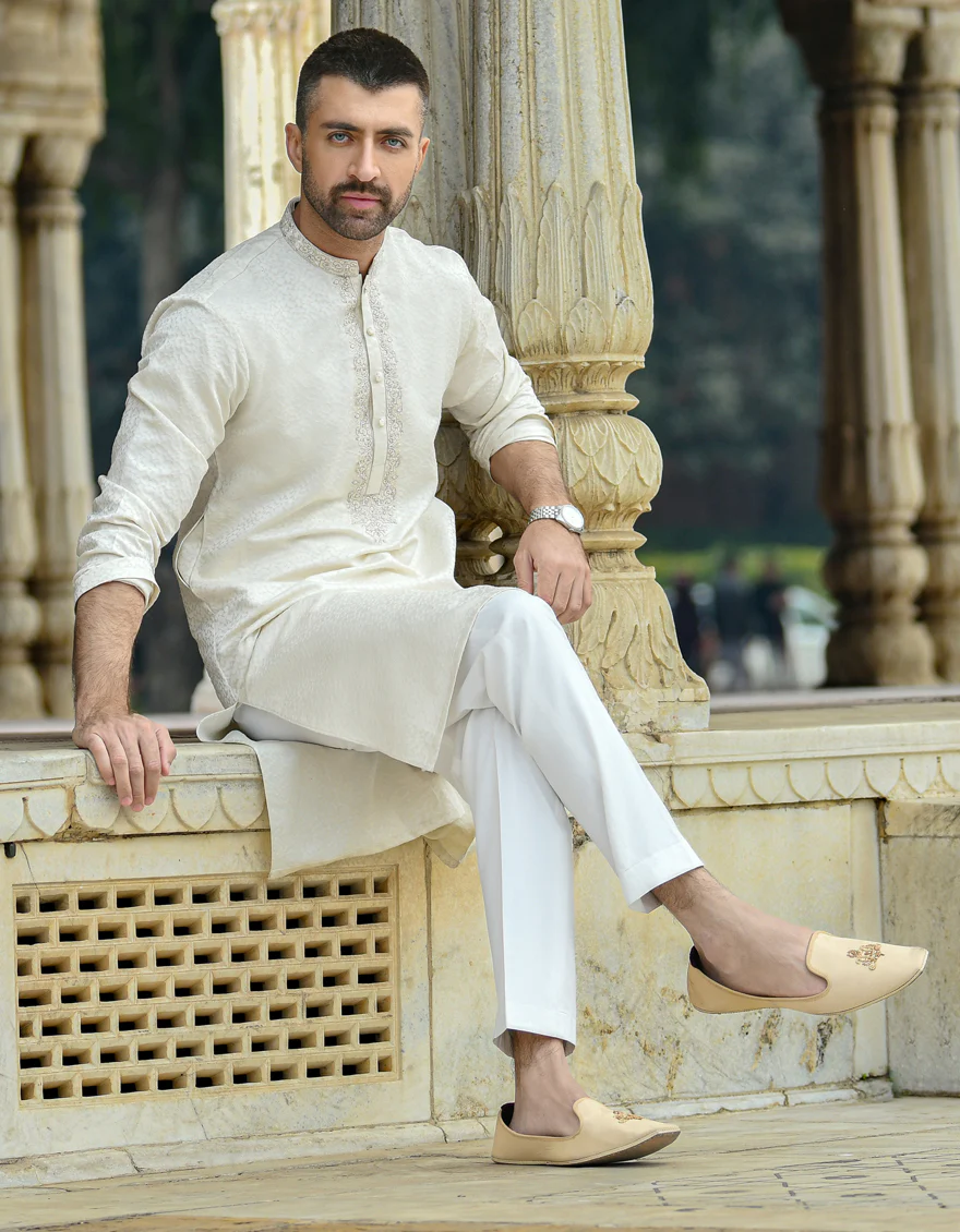 OFF WHITE BLENDED KURTA | JJK-SP-US-42306/S22/JJ8140-FL - Image 6