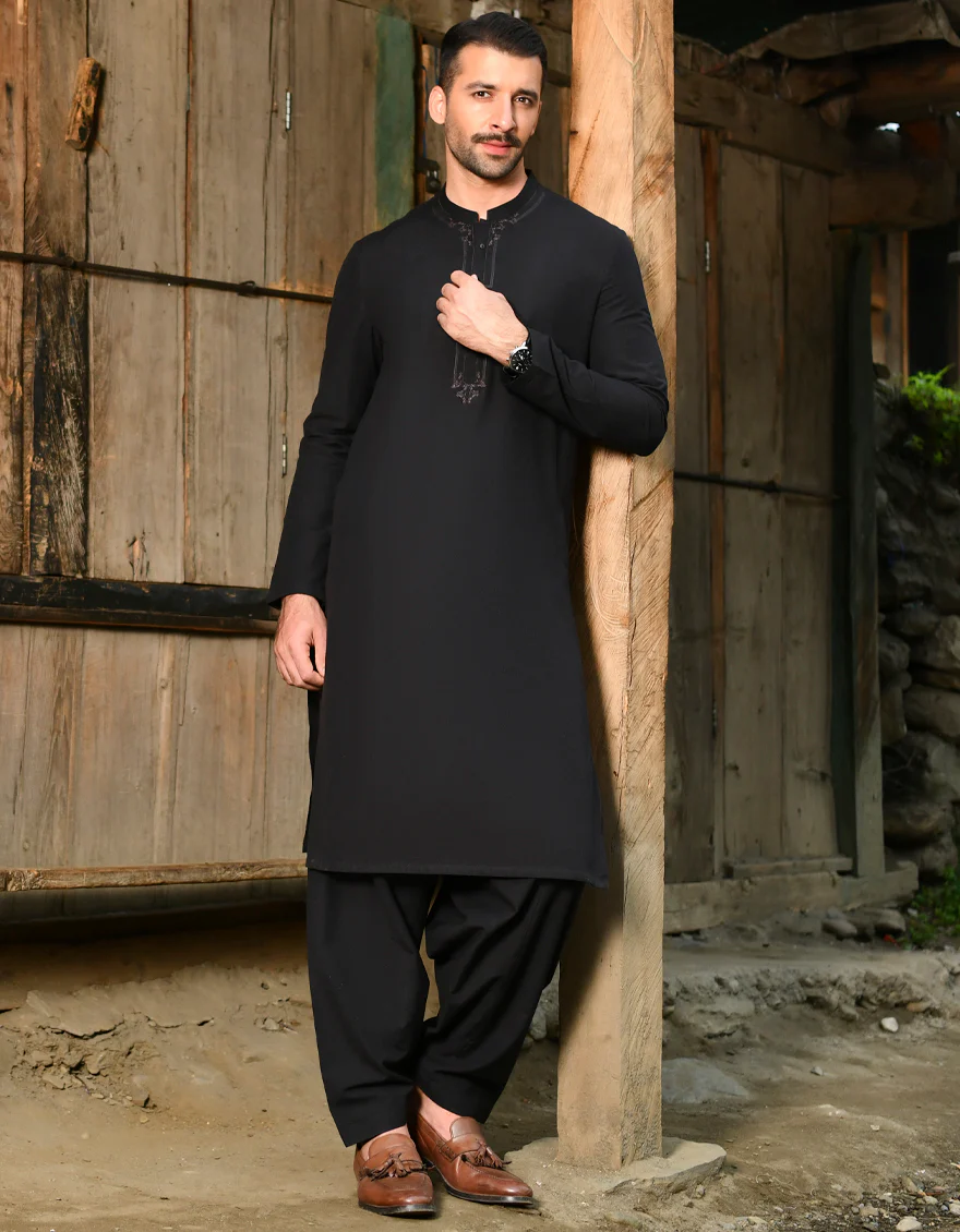 BLACK COTTON KAMEEZ SHALWAR | JJKS-US-44143/A22/JJ8415-SF