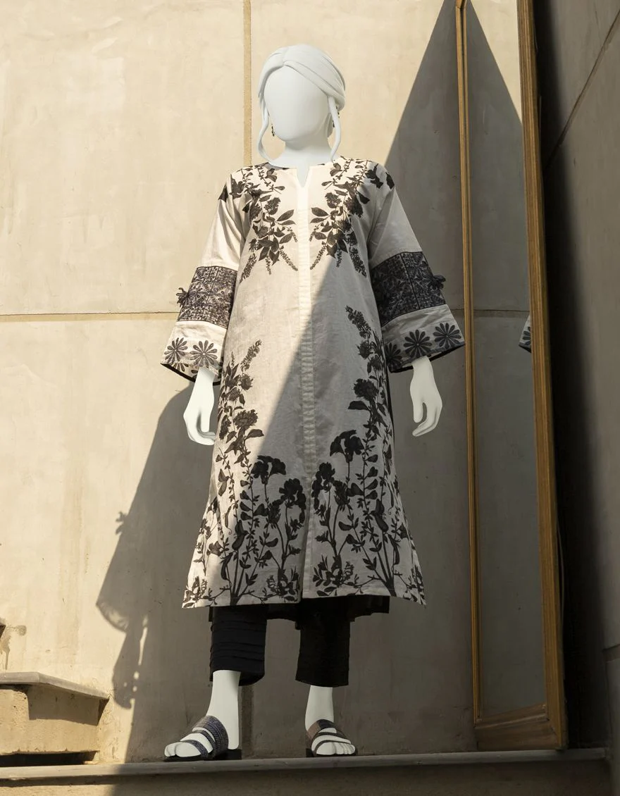 BLACK LAWN KURTI | JJLK-S-JSS-US-22-323 FB/DIAMOND-41