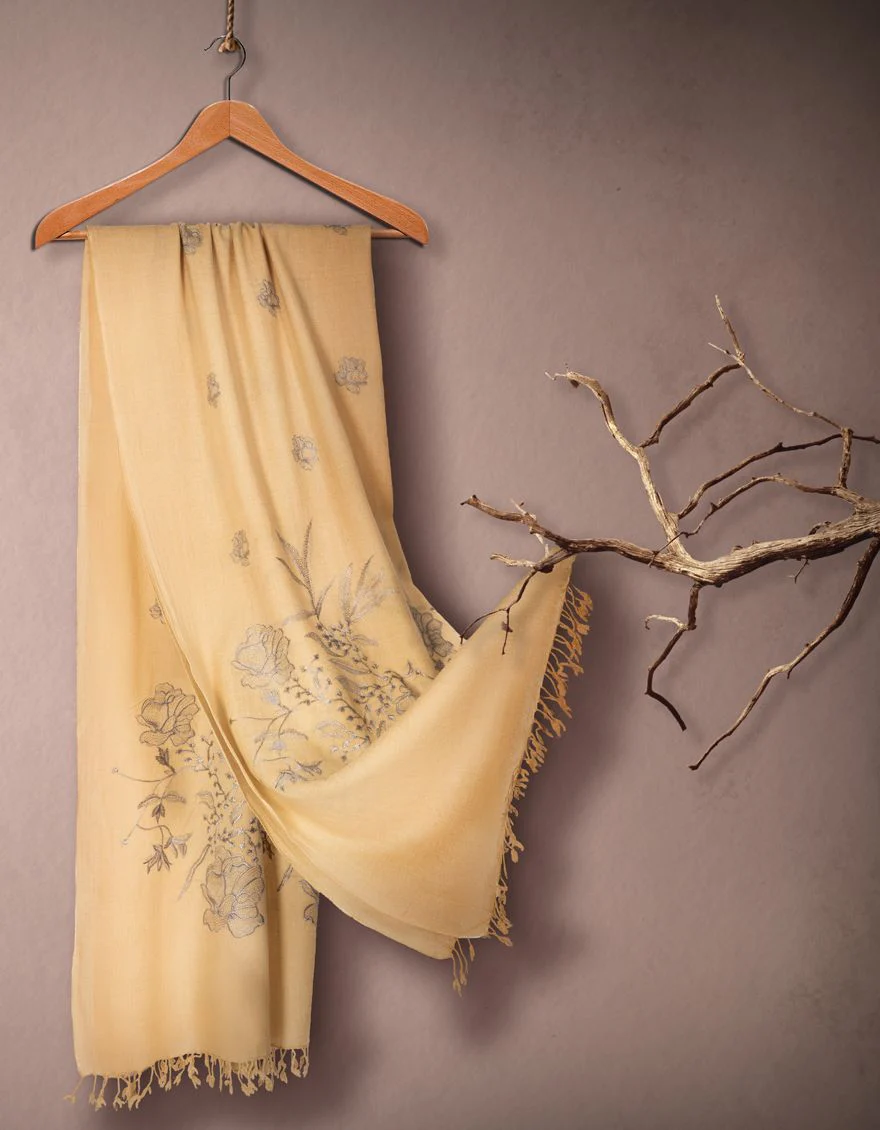 BLACK GRAPE SHAWL | JSH-SHW-US-21-0008 FB/SWATI WOOL