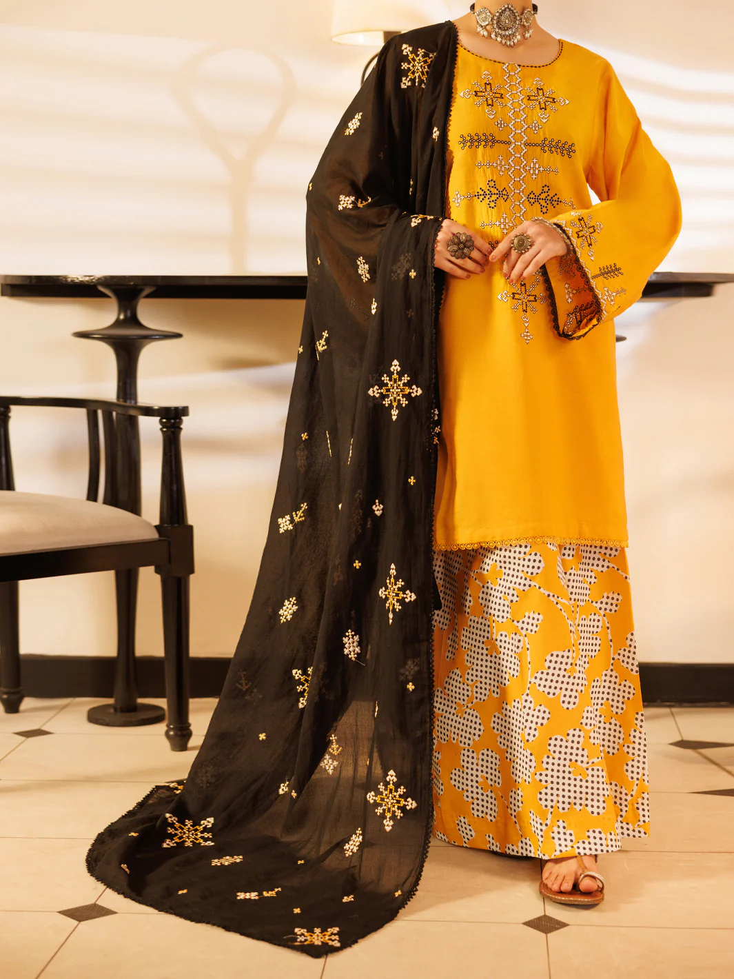 YELLOW LAWN 2PC STITCHED | ALP-2PS-LKS-2532/FB-2532A - Image 3