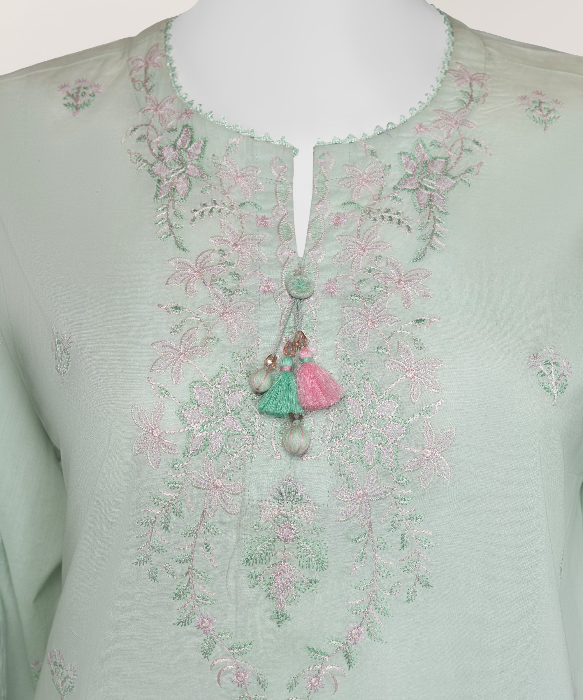 GREEN LAWN 3PC STITCHED | JLAWN-S-26-688/S CHIKANKARI-04 - Image 3